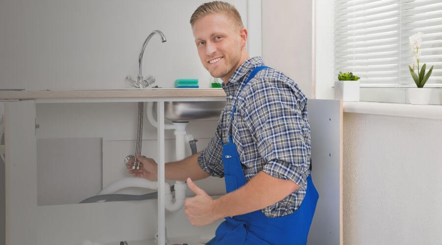 Local expert plumbing services in Fort Blackmore, VA